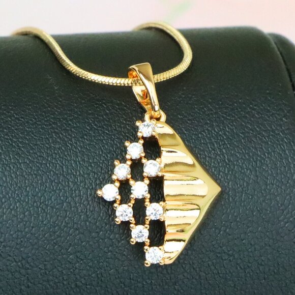 "Rose Gold Geometric Pendant with Sparkling Stones, XPPT1213 - Picture 1 of 13